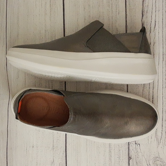 Gentle Souls by Kenneth Cole Rosette Platform Slip On Sneaker Pewter 7.5 - Picture 5 of 15